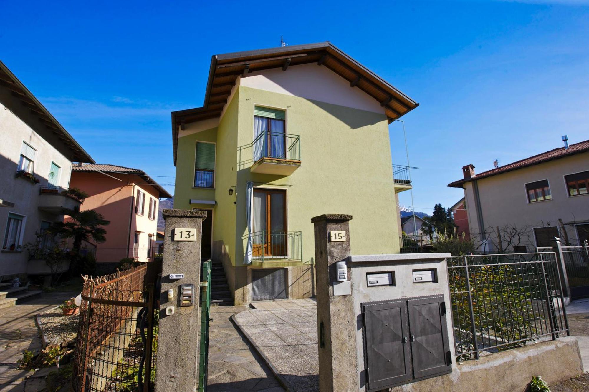 Casa Elisa Apartment Cannobio Exterior photo